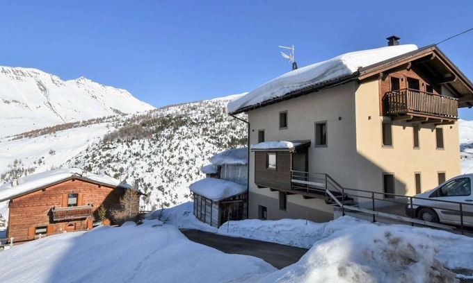 Trepalle Apartment | Nice apartment for 7 people with WIFI, TV, balcony and parking