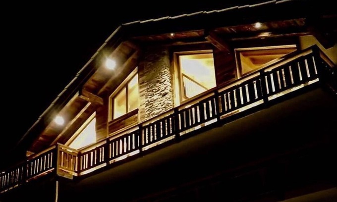 Saas-Fee Apartment | Nice apartment for 8 people with WIFI, TV and balcony