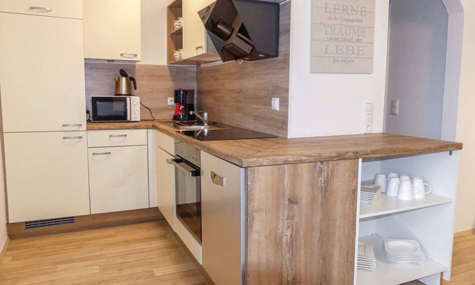 Schuttdorf Apartment | Nice apartment for 4 people with WIFI, TV and balcony
