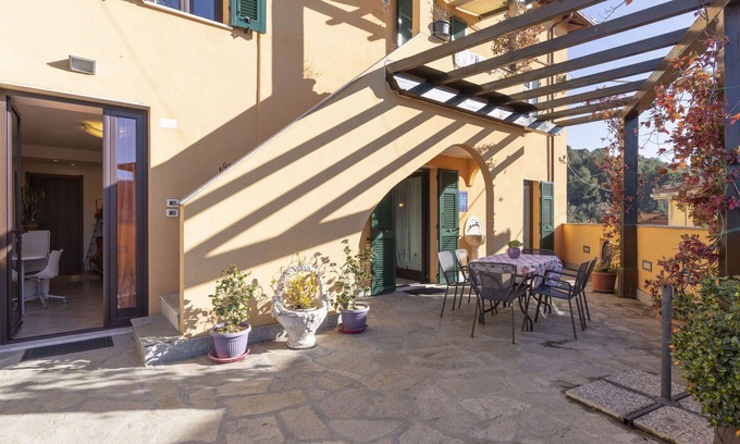 Vendone Apartment | Nice apartment for 6 people with A/C, WIFI, TV, terrace and pets allowed