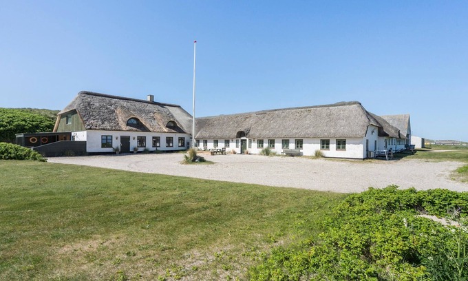 Ulfborg Apartment | Nice apartment in Ulfborg with WiFi