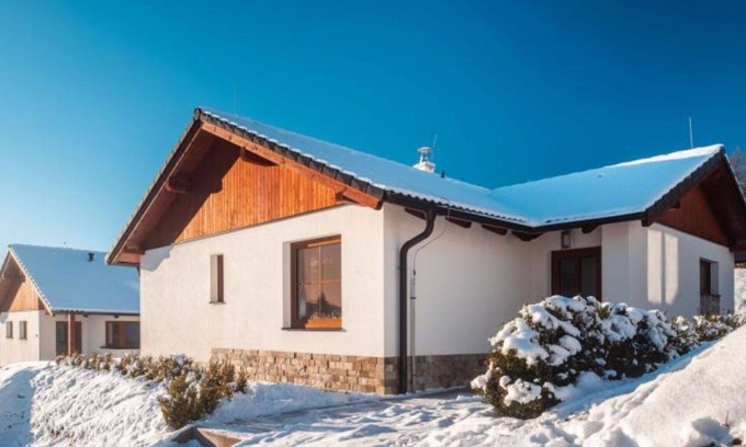 Lipno nad Vltavou House | Nice apartment in villa for 5 people with WIFI, TV, terrace and pets allowed