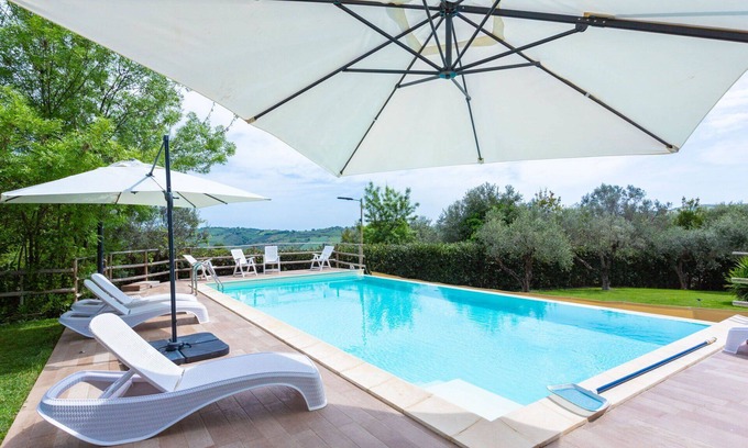 Casalbordino House | Nice apartment in villa for 6 guests with pool, WIFI, TV, terrace and parking