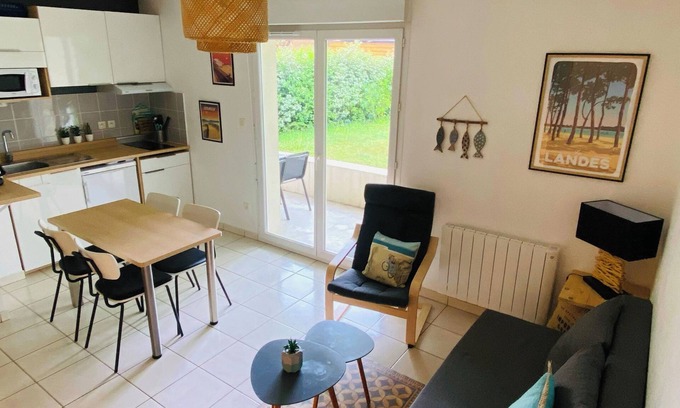 Saint-Vincent-de-Tyrosse Apartment | Nice app. T2 4/5 pers 3 lits - av terrasse- piscine -proche océan -8Km d'HOSSEGOR