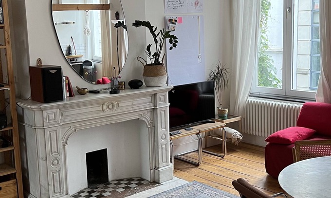 Postel House | Nice arty Apartment, in a old fashion house of Ixelles in Center Brussels