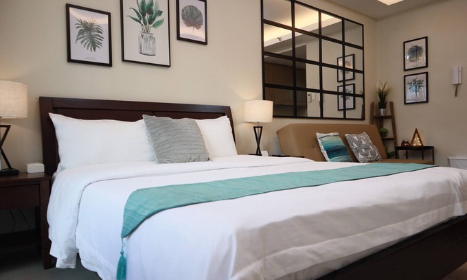 Barangay 76 Apartment | Nice comfy and spacious vacation condo here at Shore Residences