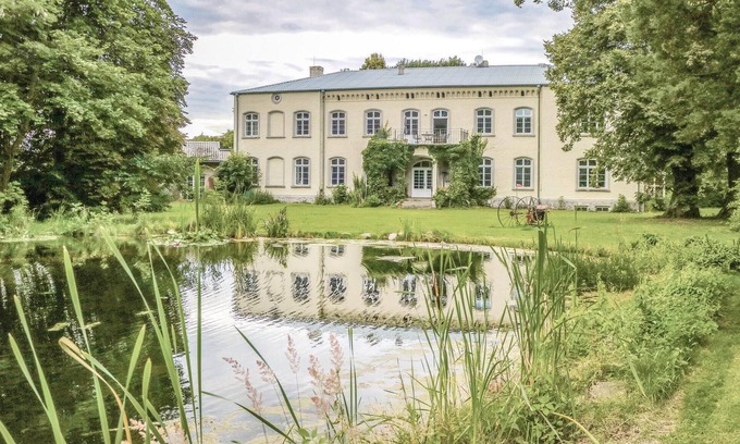 Friedland House | Nice home in Eichhorst with kitchen