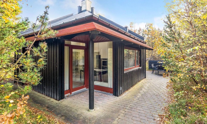 Grena Strand House | Nice home in Grenaa with WiFi