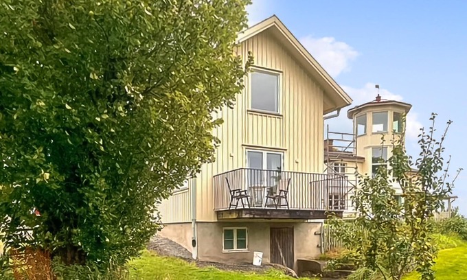 Mellerud House | Nice home in Mellerud with sauna