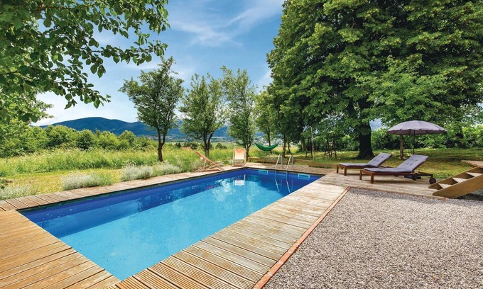 Municipality of Plaski House | Nice home in Plaski with sauna