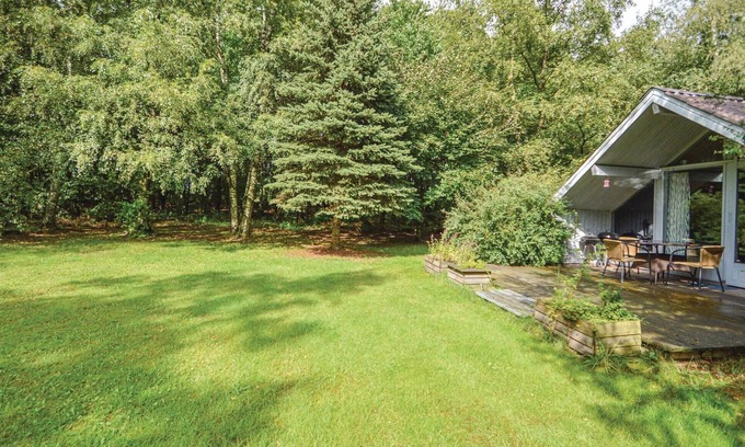 Arrild Ferieby House | Nice home in Toftlund with kitchen