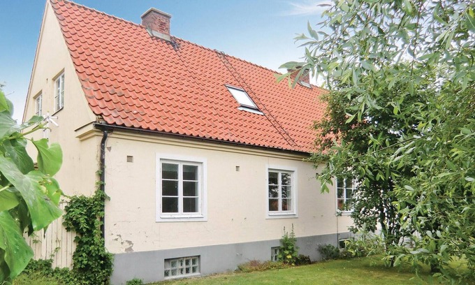 Tomelilla House | Nice home in Tomelilla with kitchen