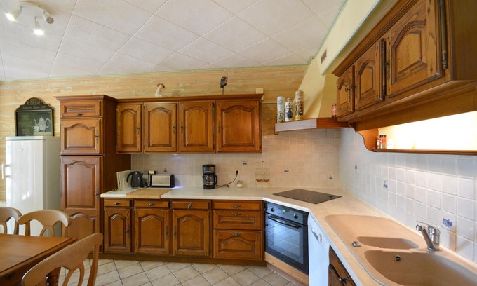 Sablet House | Nice house, private pool, shaded garden