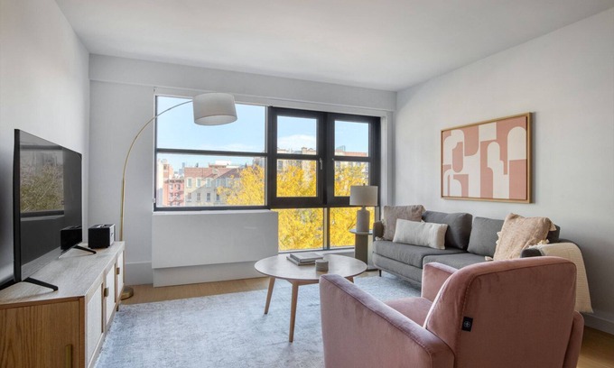 Lower East Side Apartment | Nice LES 2BR w/Doorman, Gym, Outdoor Space & Elevator, by Blueground