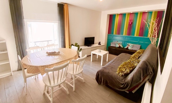La Rochelle Apartment | Nice quiet apartment for 6 people 5 min from the beach