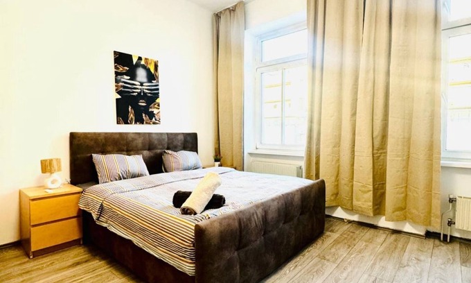 Grinzing Apartment | Nice Room in a Shared Apt, 10Min to FAC Platz