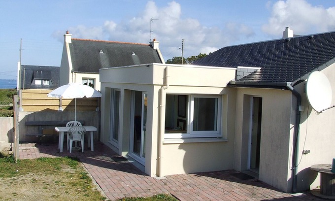 Lampaul-Plouarzel Apartment | Nice studio 4 people facing the sea of Iroise