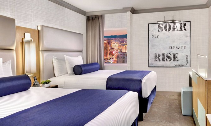 Gateway District House | Nice Unit by Strat Casino Strip Las Vegas