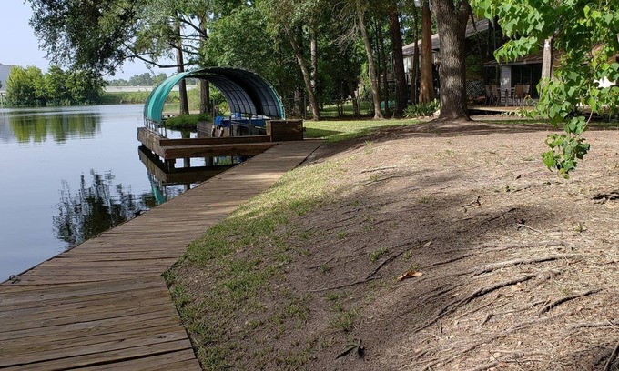 Montgomery House | Nice Waterfront 3,000 sq ft house great for fishing! Very Convenient location!