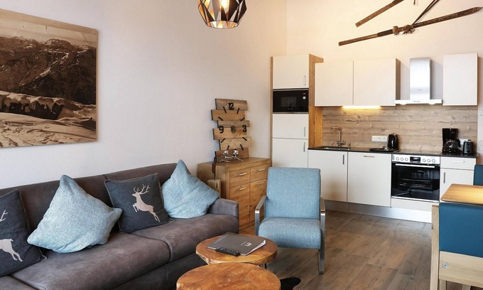 Piesendorf Apartment | Nicely decorated apartment near a large ski area