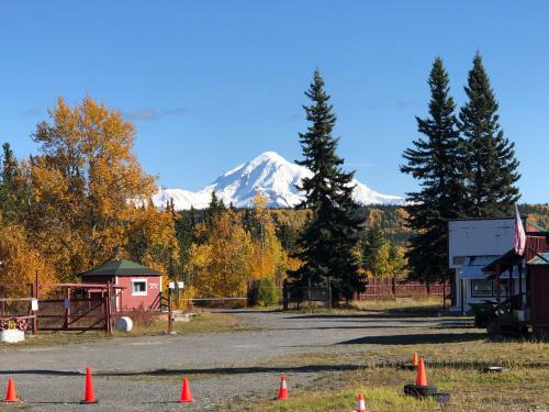 Copper Center Hotel | Nicolai's Mine Camp