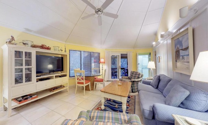 Night Heron Apartment | Night Heron 35