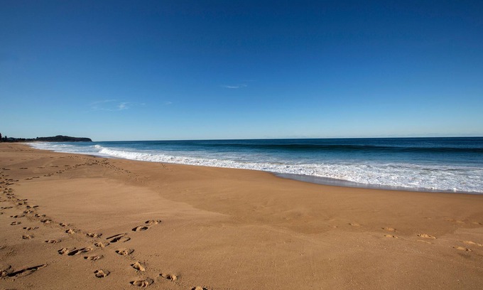 Narrabeen Hotel | Nightelier Narrabeen