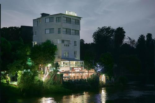 Al Manial Hotel | Nile Villa Hotel