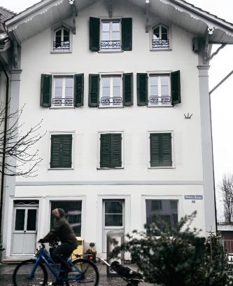 Unterseen Apartment | Nimbuzzz Apartments