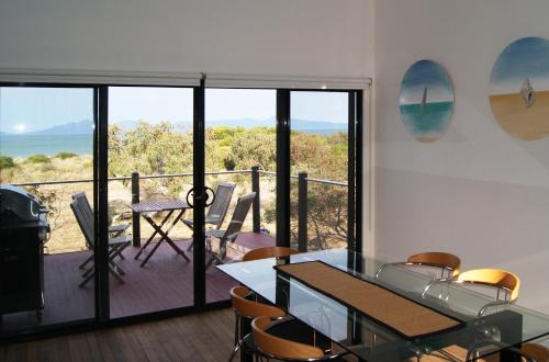 Dolphin Sands House | Nine Mile Escape