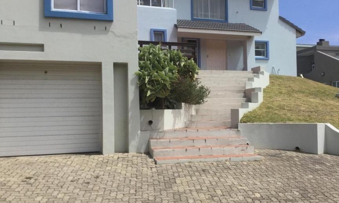 Eersterivierstrand House | Nine-ohh Skuitbaai