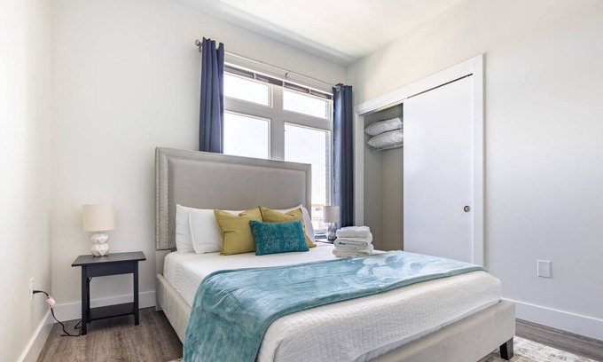 East Orange Apartment | 🔶NJ Gem, Free Parking & 20 Minutes to EWR 🔶