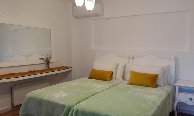 Spata-Artemida Bed & Breakfast | NN luxury room near the Athens Airport