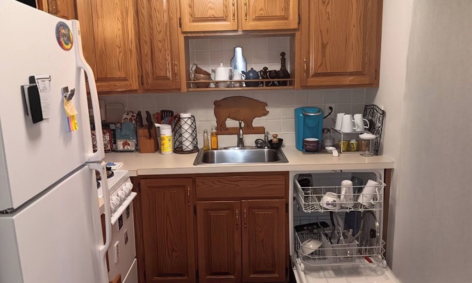 Colonial Pine Hills Condo | NO CLEANING FEES ALL NOVEMBER. LOW LOW RATES.