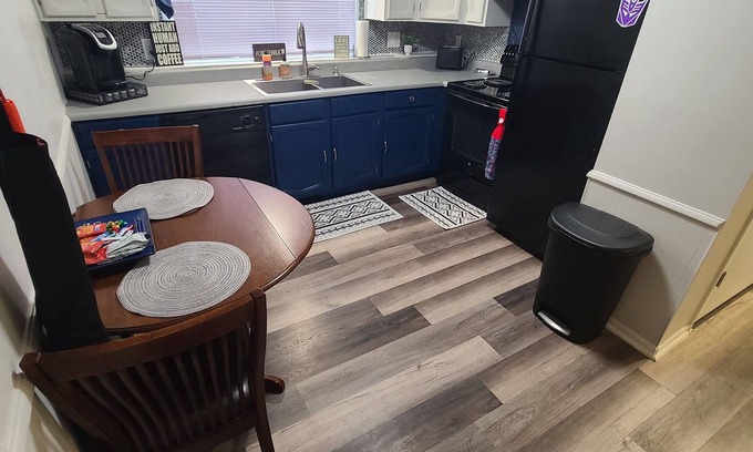 Owatonna House | No. ONE Oasis in Owatonna! Firepit, pet-friendly, remodeled.