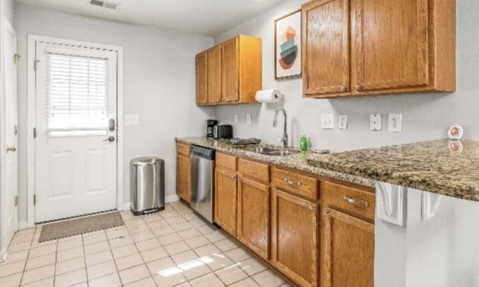 NoDa House | NoDa Walkable 2bdr Townhome