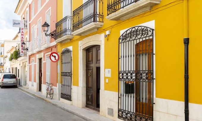 Jalon House | Noguera Casa de Poble country house in Xalo, La Marina, Alicante