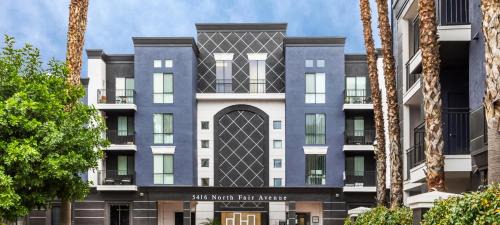NoHo Arts District Apartment | Noho Haven 2 bed Apt with FREE Parking