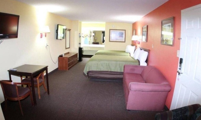 Hawkinsville Apartment | NON SMOKING DOUBLE SUITE #4