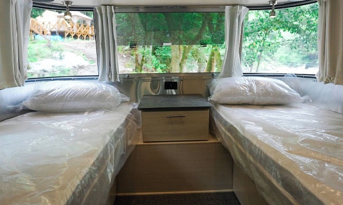 Higashiomi Cabin | Nonsmoking Airstream Trailer house For overn/Higashiomi Shiga