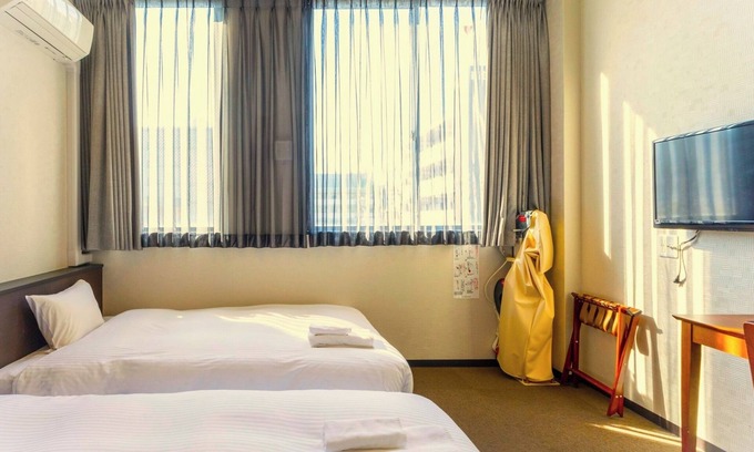 Minato Hotel | Nonsmoking Twin room Room only Within walking distance of Kaiyukan Easy access to Expo Univer/Osaka Ōsaka