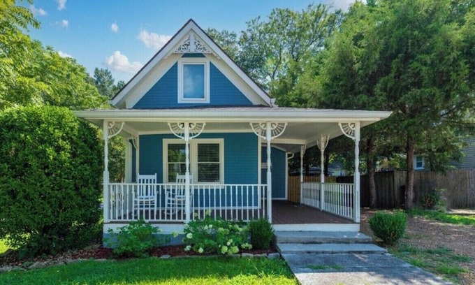 St. Elmo Improvement League House | Nooga Blue Bungalow
