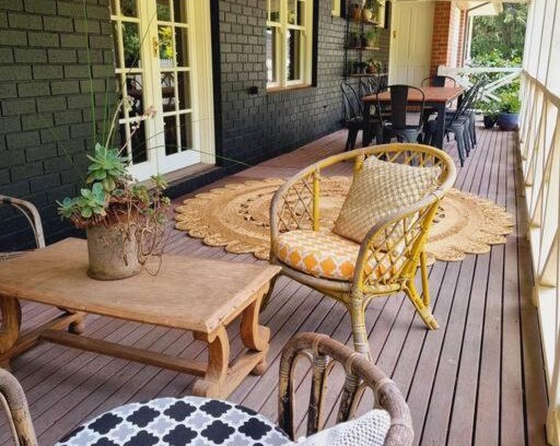 Woodend House | Noonan House, 5 bedrooms. Hop & skip to town