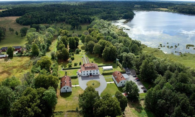 Knivsta Hotel | Noors Slott