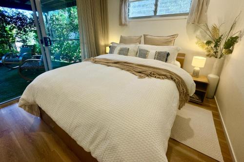 Noosa Heads Apartment | Noosa Bliss - Self Contained, Pool, Tennis, Gym