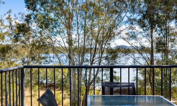 Tewantin Apartment | Noosa Lakes Resort