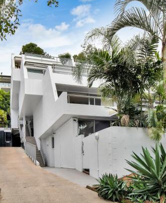 Noosa Heads Apartment | Noosa Views