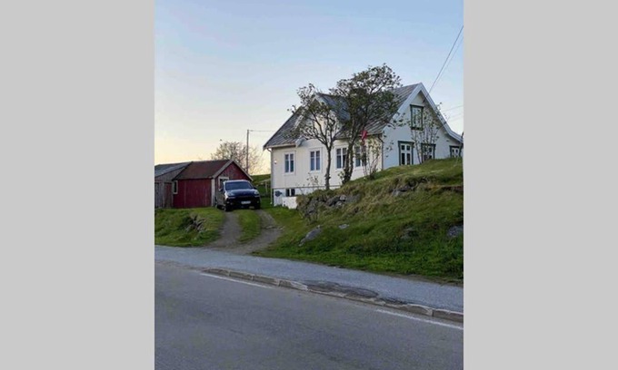 Ballstad House | Nordlandshuset "Lottebakken", Ballstad in Lofoten
