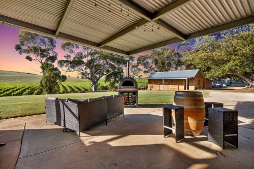 Lyndoch Bed & Breakfast | Norm's Vineyard Retreat