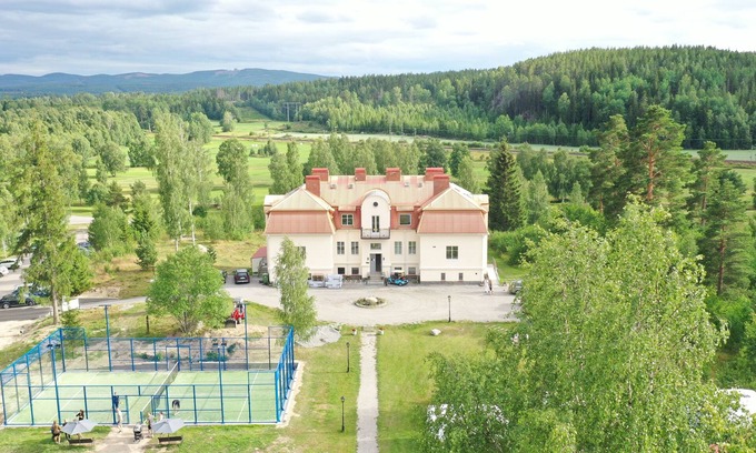 Bollnas Municipality Bed & Breakfast | Norrfly Herrgård AB